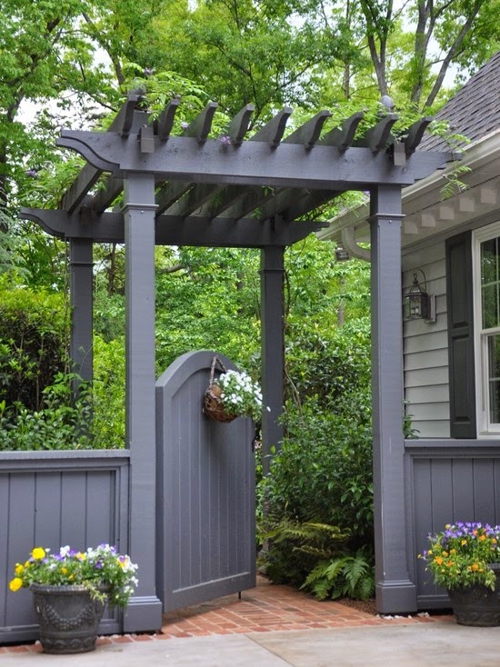 Decorated Chaos: Garden Gate Inspiration for My Side Yard