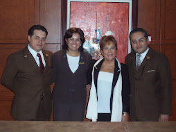 Con Oscar, Lilia, y Gabriel Mis Favoritos Concierges