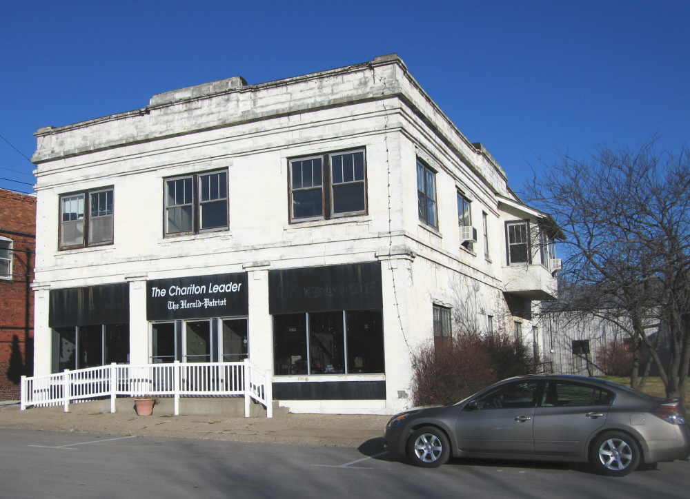 The Lucas Countyan Around the square Part 1