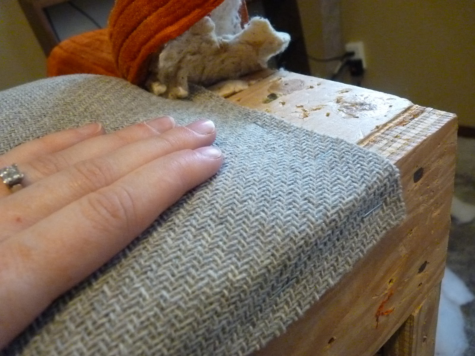 d i y d e s i g n How to ReUpholster a Sofa