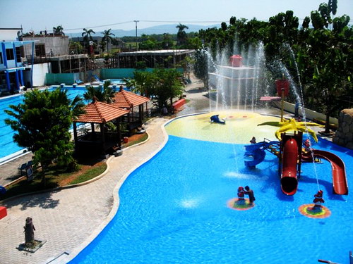 Bloombang Aerial View dari Tower Slide