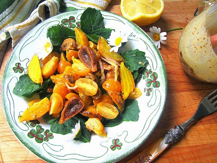 Yellow Salad w/ Citrus Date Vinaigrette