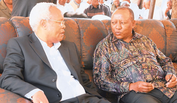 Baba Lowassa, Sumaye na Babu Kingunge Sheria ni Msumeno