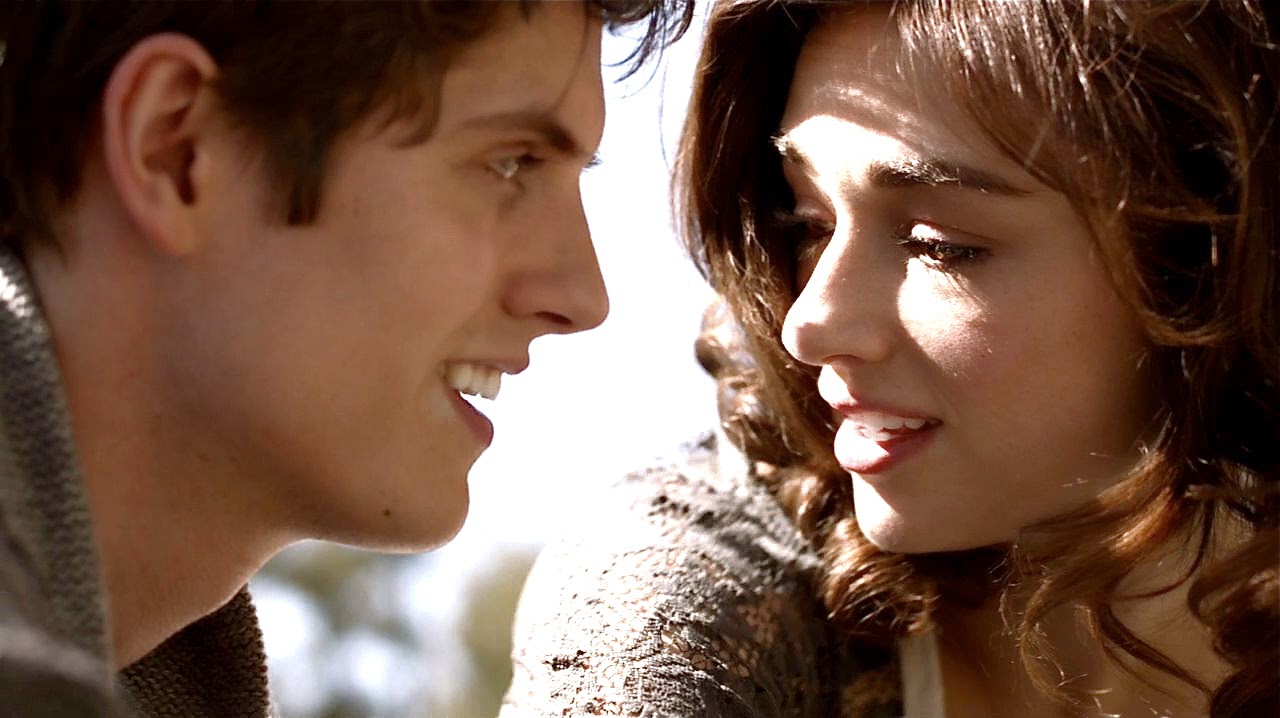 The Vampire Diaries  Primeiro casal gay da série pode aparecer na 7ª  temporada – Série Maníacos
