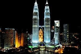 World's Tallest Twin towers, Petronas, kuala Lumpur, tourism Malaysia, reviews malaysia