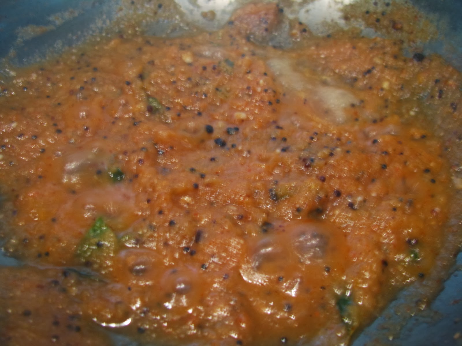 Tomato Onion Red Chutney Recipe for Idli and Dosa Tomato Chutney