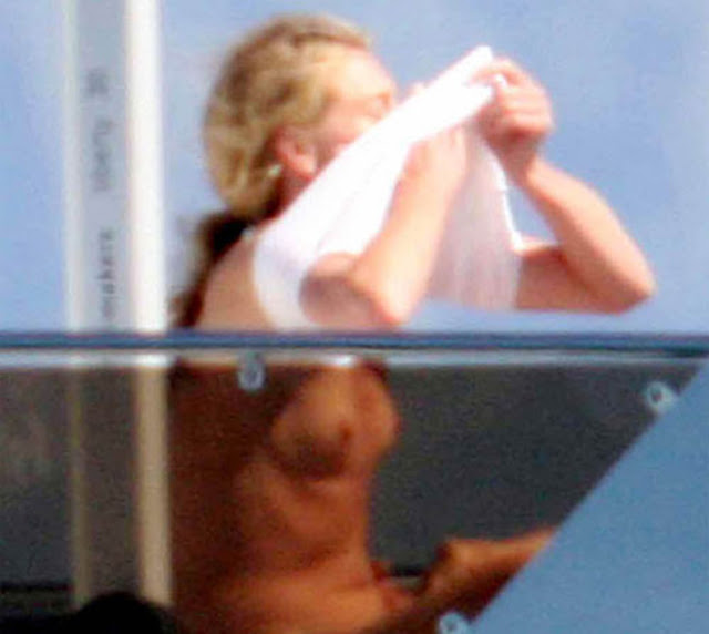 Portia+De+Rossi+(24)