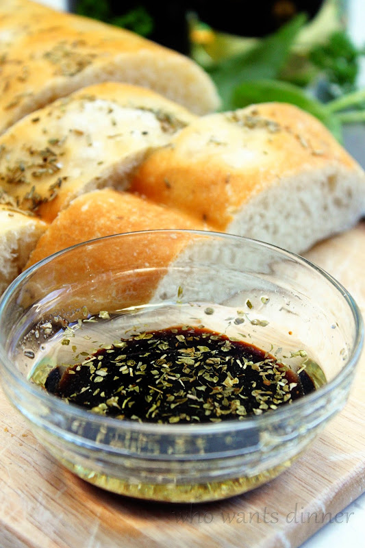 Who Wants Dinner? Restaurant Style Olive Oil Bread Dip