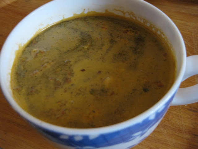 Kép:: Nyers leves mandulával és dióval