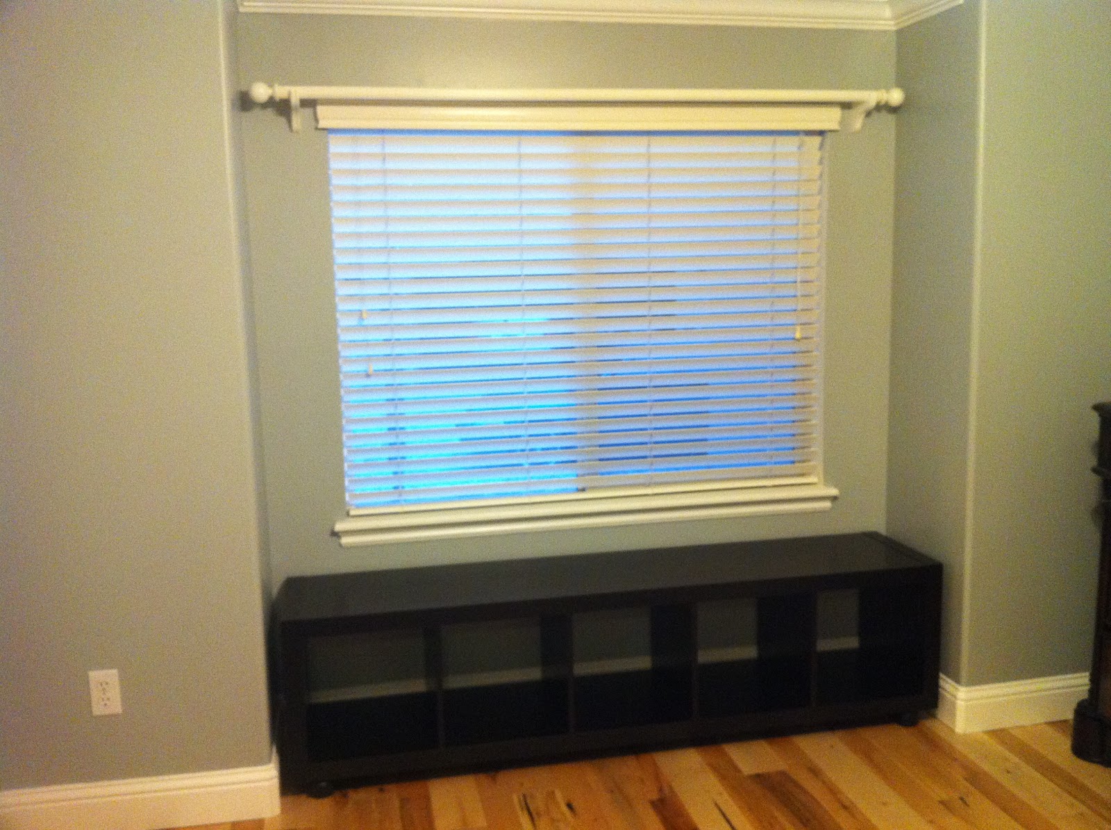 design dump ikea bookcase window seat