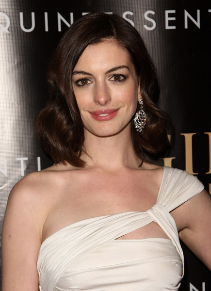 anne hathaway pics anne hathaway pics
