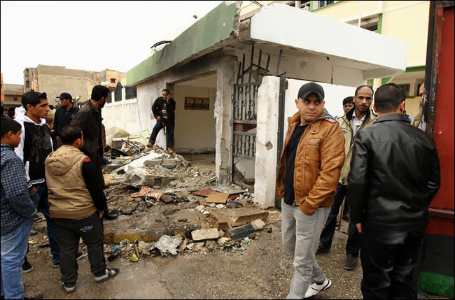 Libya-Benghazi-courthouse-blown-up.jpg