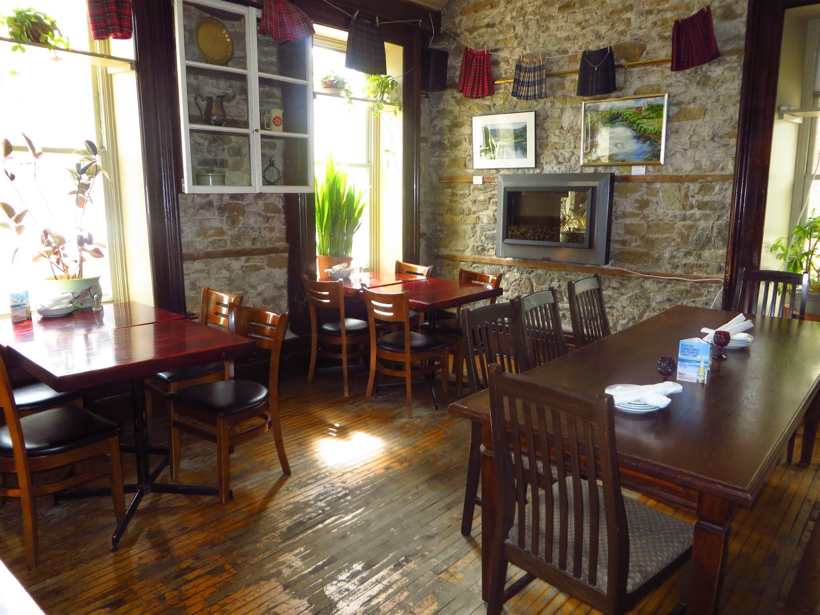 The World of Gord Supper at the Brewhouse in Fergus,Ontario