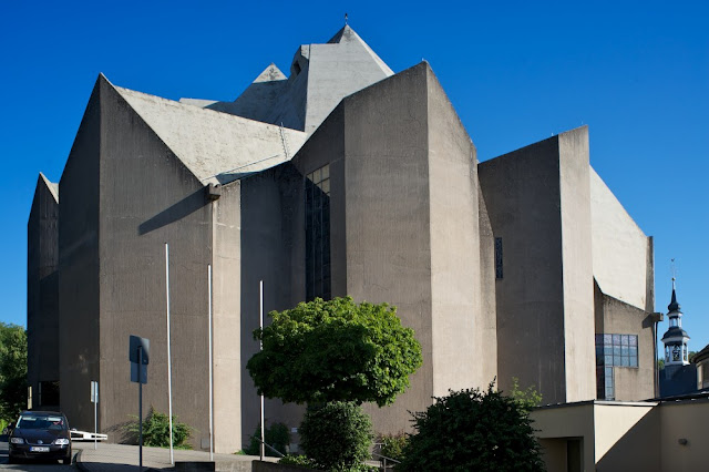 Neviges+pilgrimage+church