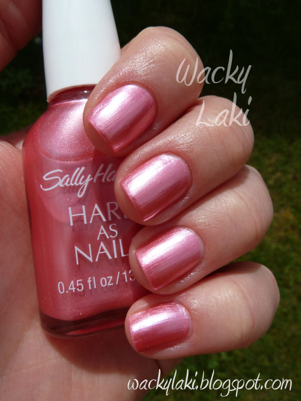Wacky Laki Sally Hansen Shimmering Lilac...