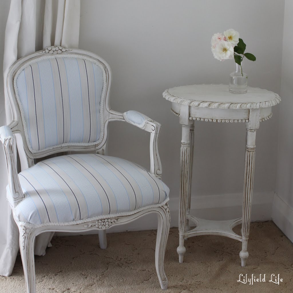 Lilyfield Life: Starters\u002639; Guide: how to Antique Painted Furniture using Dark Wax
