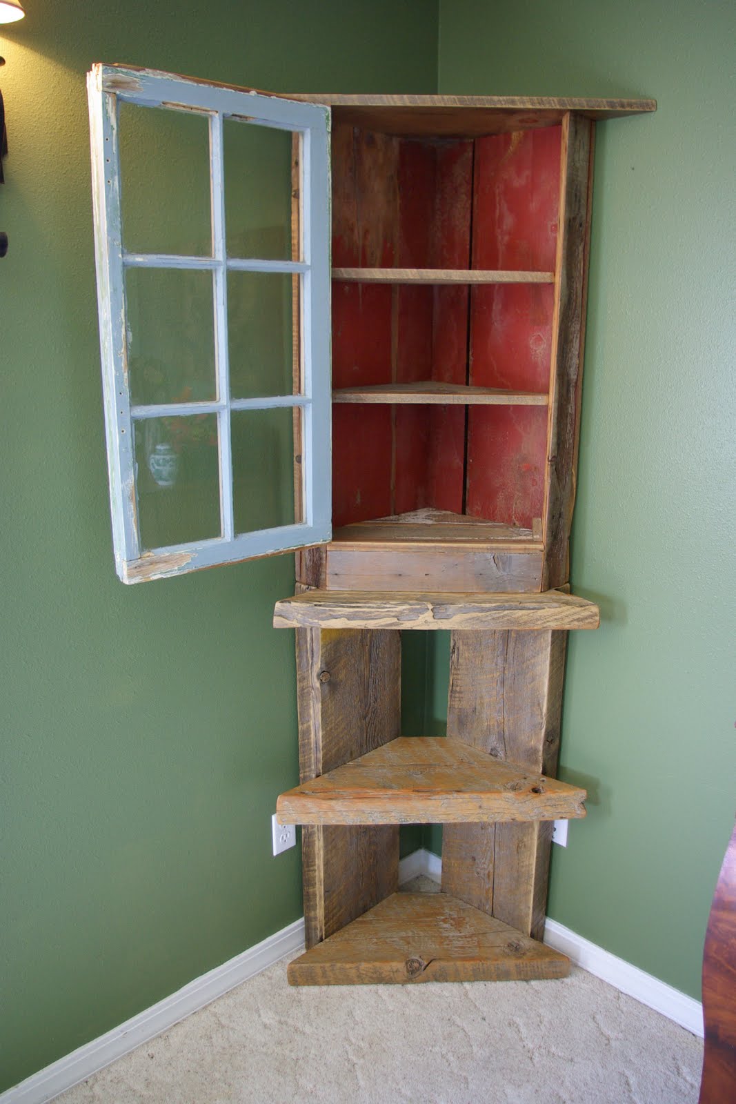 Reclaimed Rustics Barn Wood Corner Shelf/Hutch