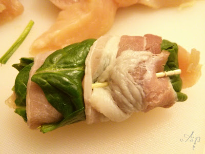 involtini di pollo, pancetta e spinacini