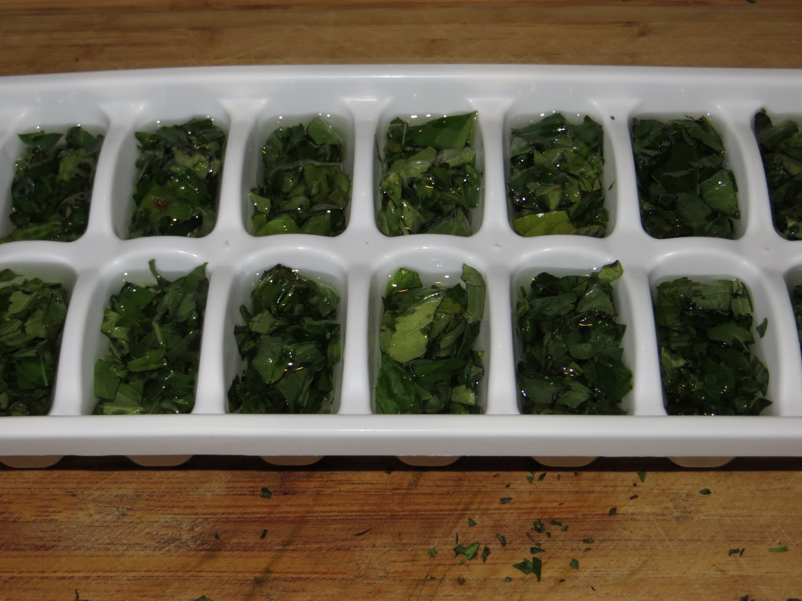 Sky Minded & Ever Growing How to Preserve Basil in Olive Oil