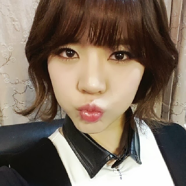 Pictures 140303 SNSD Sunny Instagram Updates.