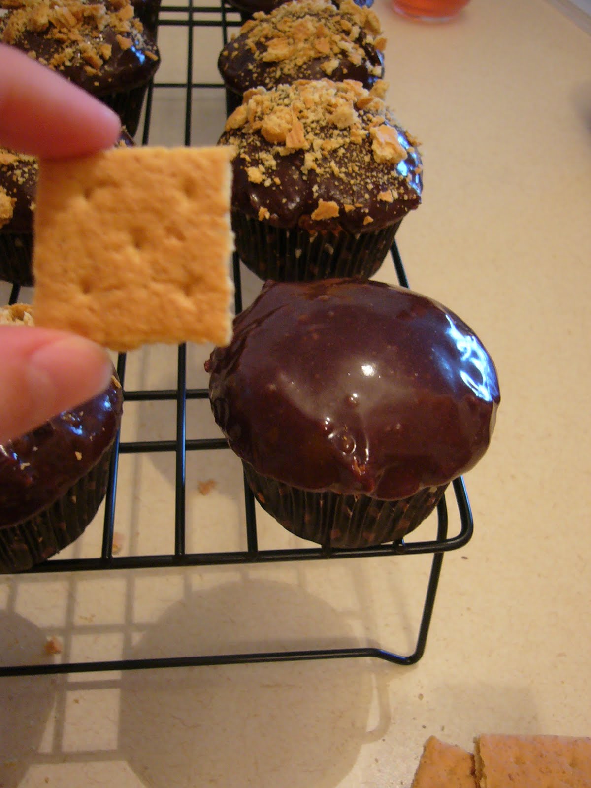 Buttercream and a Sewing Machine TUTORIAL Melting Frosting