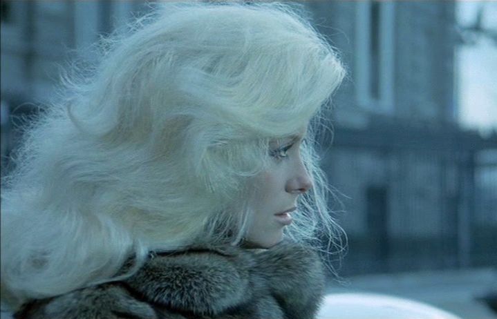 film catherine deneuve prostituée