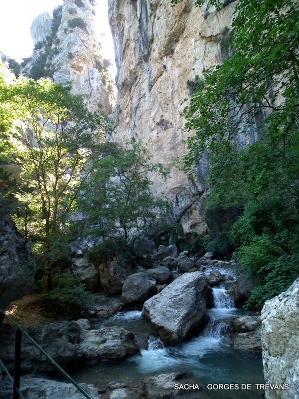 Gorges de Trévans Alpes de Haute Provence" clic " sur l'image pour ouvrir le billet