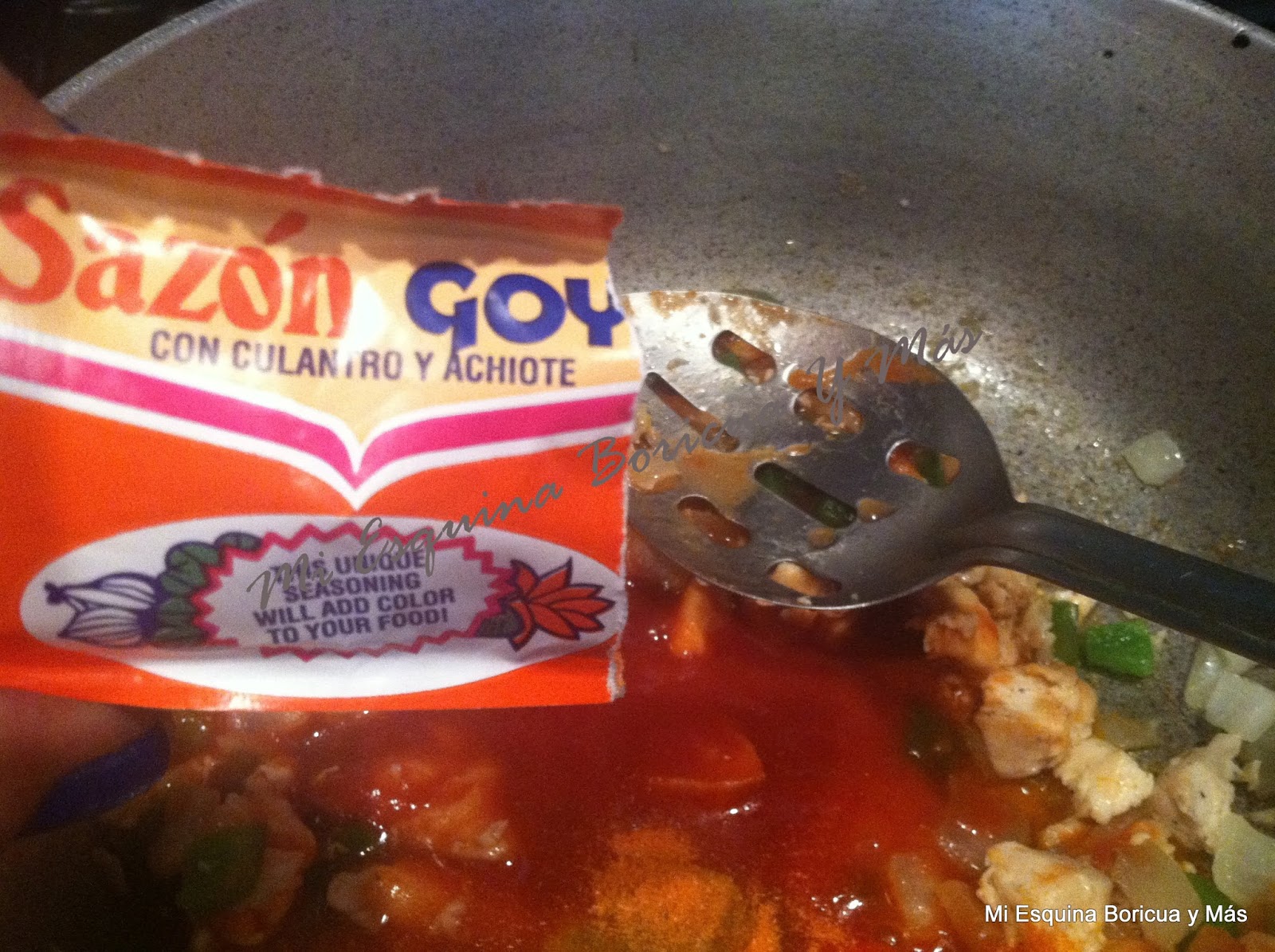 Mi Esquina Boricua y Más Sopa de pollo sencilla