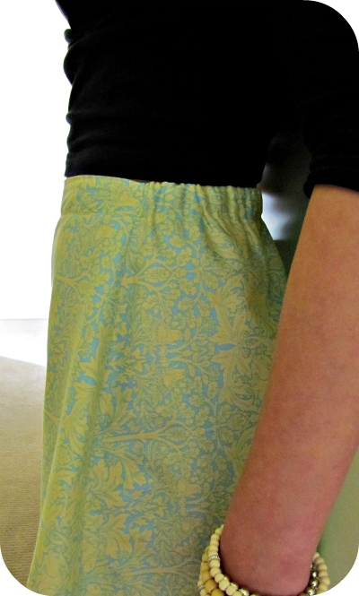 The Haby Goddess: Tutorial: Elastic waistband with flat front