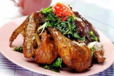 Ayam Goreng Bumbu Petis. i-Kuliner