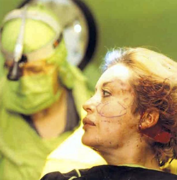 Artist Orlan