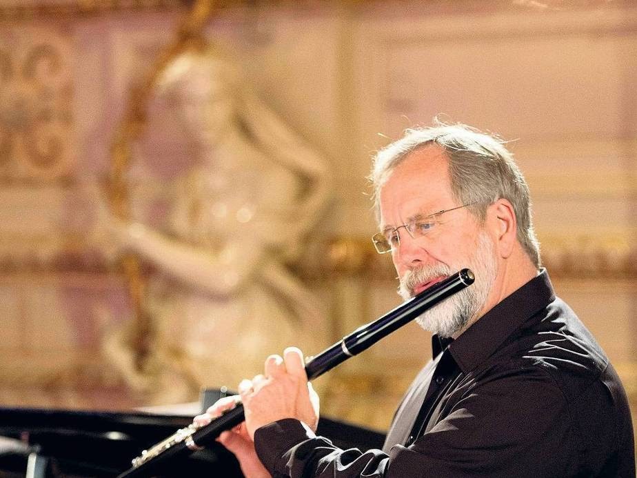 Mascolo Flute Center & Estudantes de Flauta Reinecke, Flute Concerto in D major, Op. 283