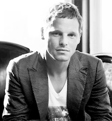 Justin Chambers.