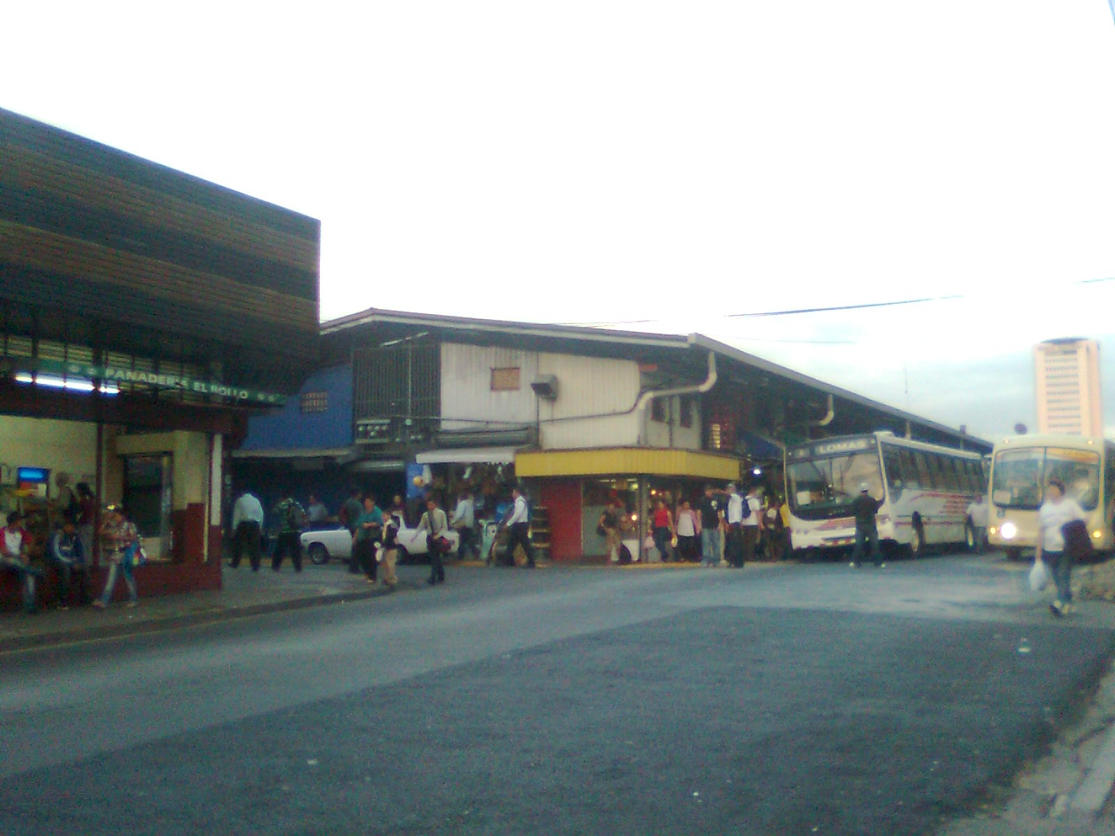 en el rio bio bio me encontre una coca cola