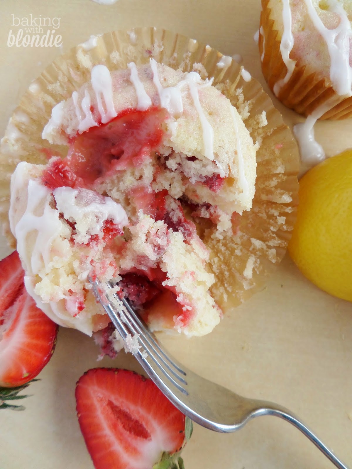 Fresh Strawberry Yogurt Cupcakes