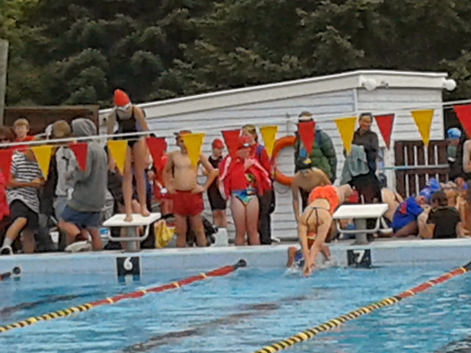 14roxs Zone Swimming