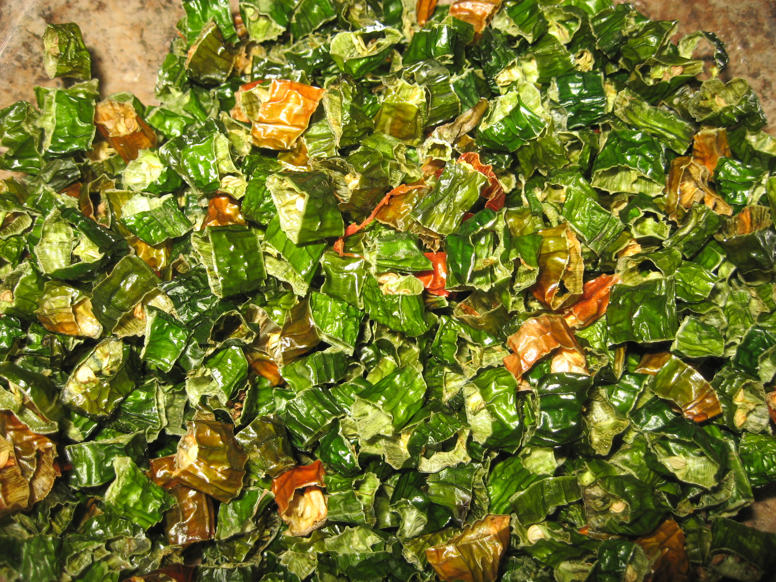 Dehydrating Peppers HOMEGROWN