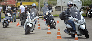 Todos os modelos são bem vindos. Desta vez, muitas Scooters