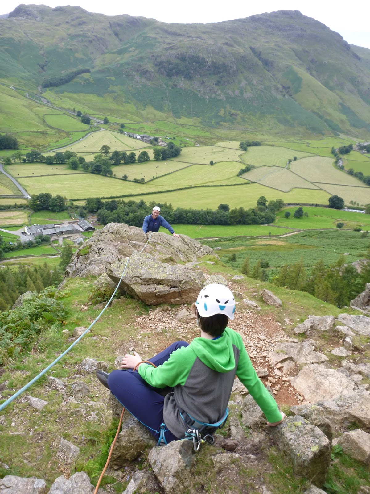 Outdoor Courses for Scrambling, Climbing, Kayaking & Mountain