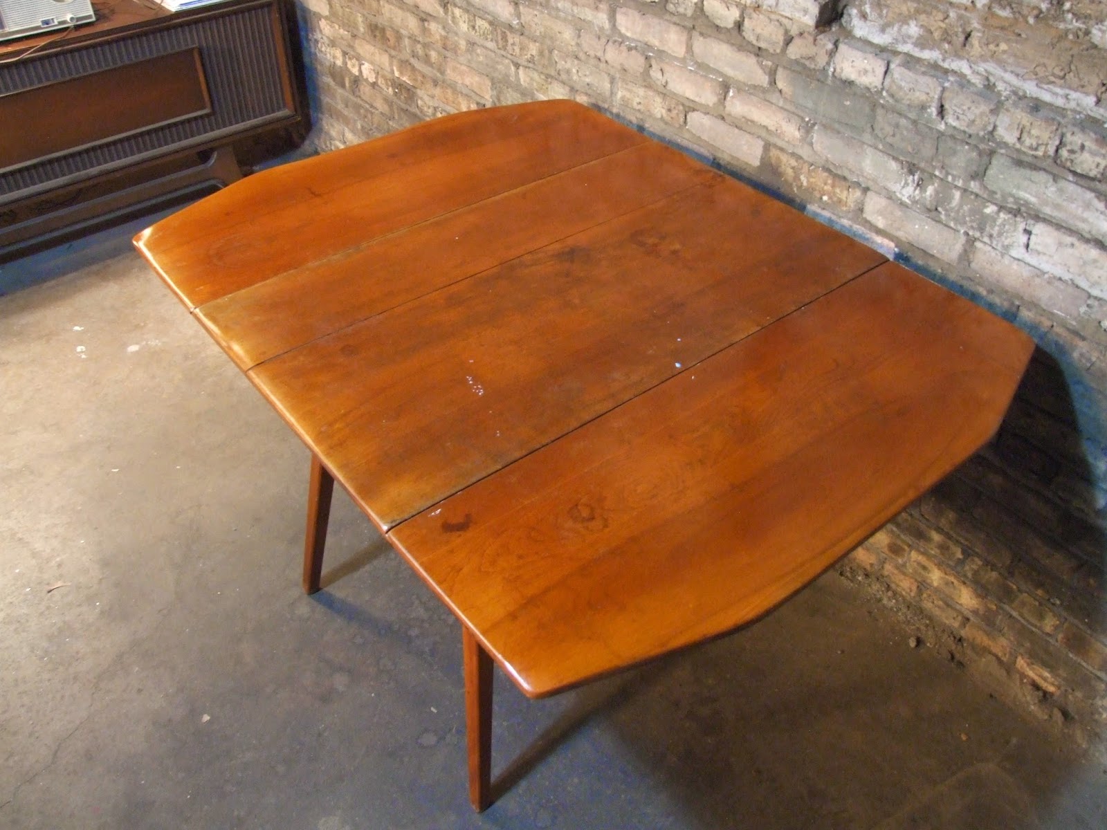 Mid Century Chicago Cushman Drop Leaf Dining Table