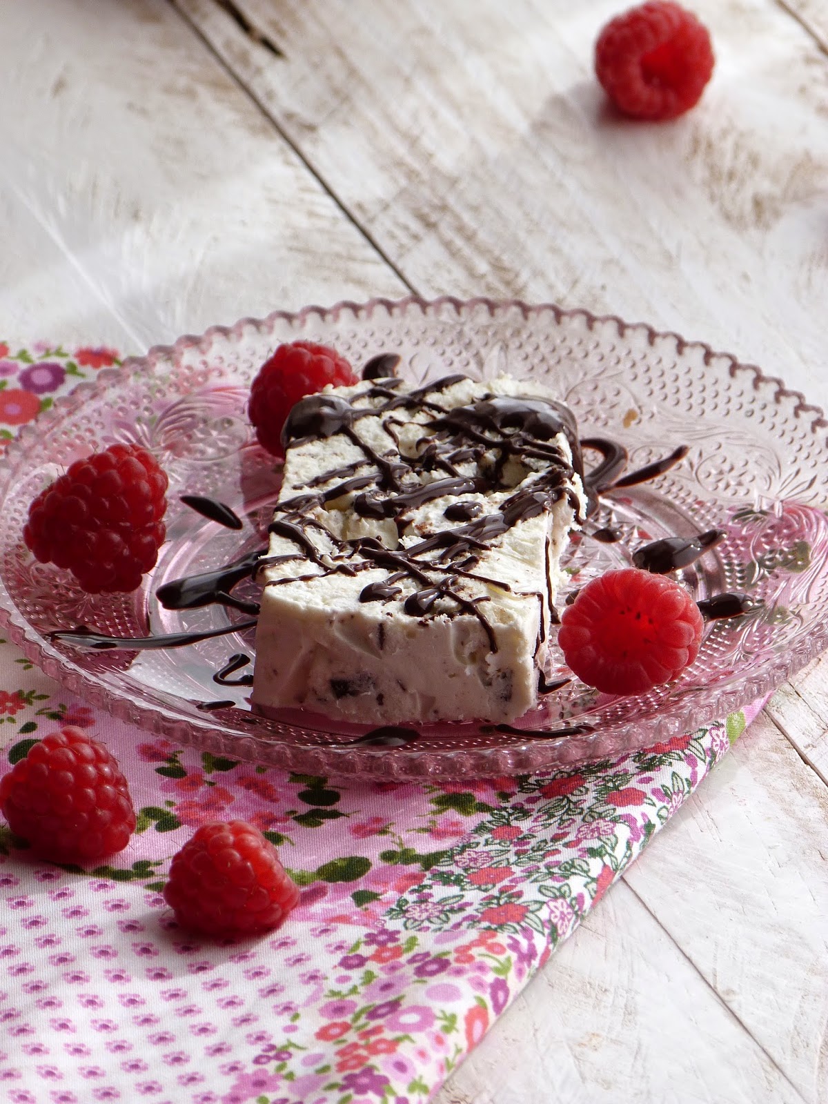 Chic, Chic, Chocolat... Glace à la meringue et au chocolat de Nigella