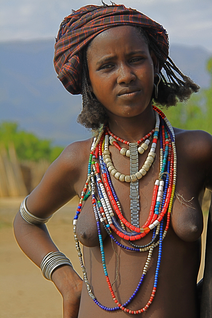 African teens nude body