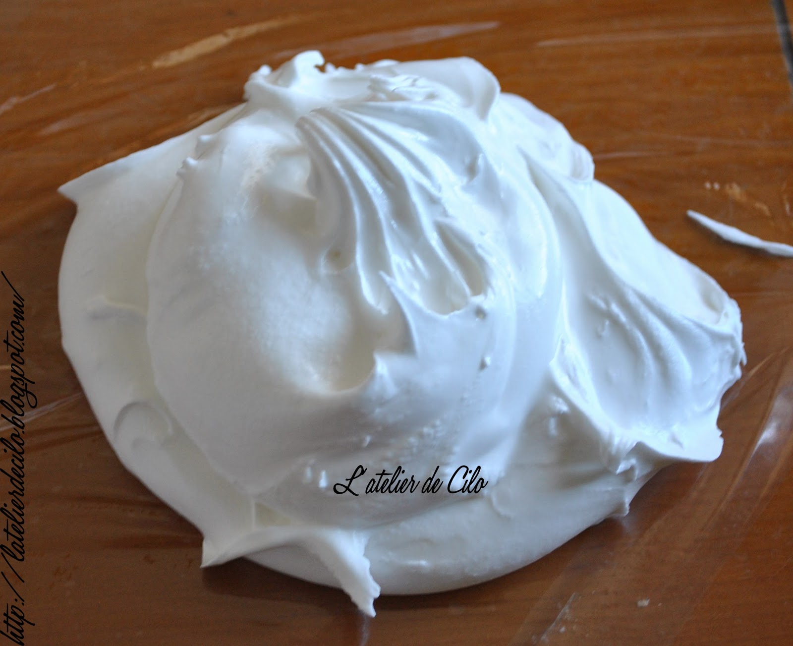 Test - Glaçage royal avec meringue en poudre Funcakes 