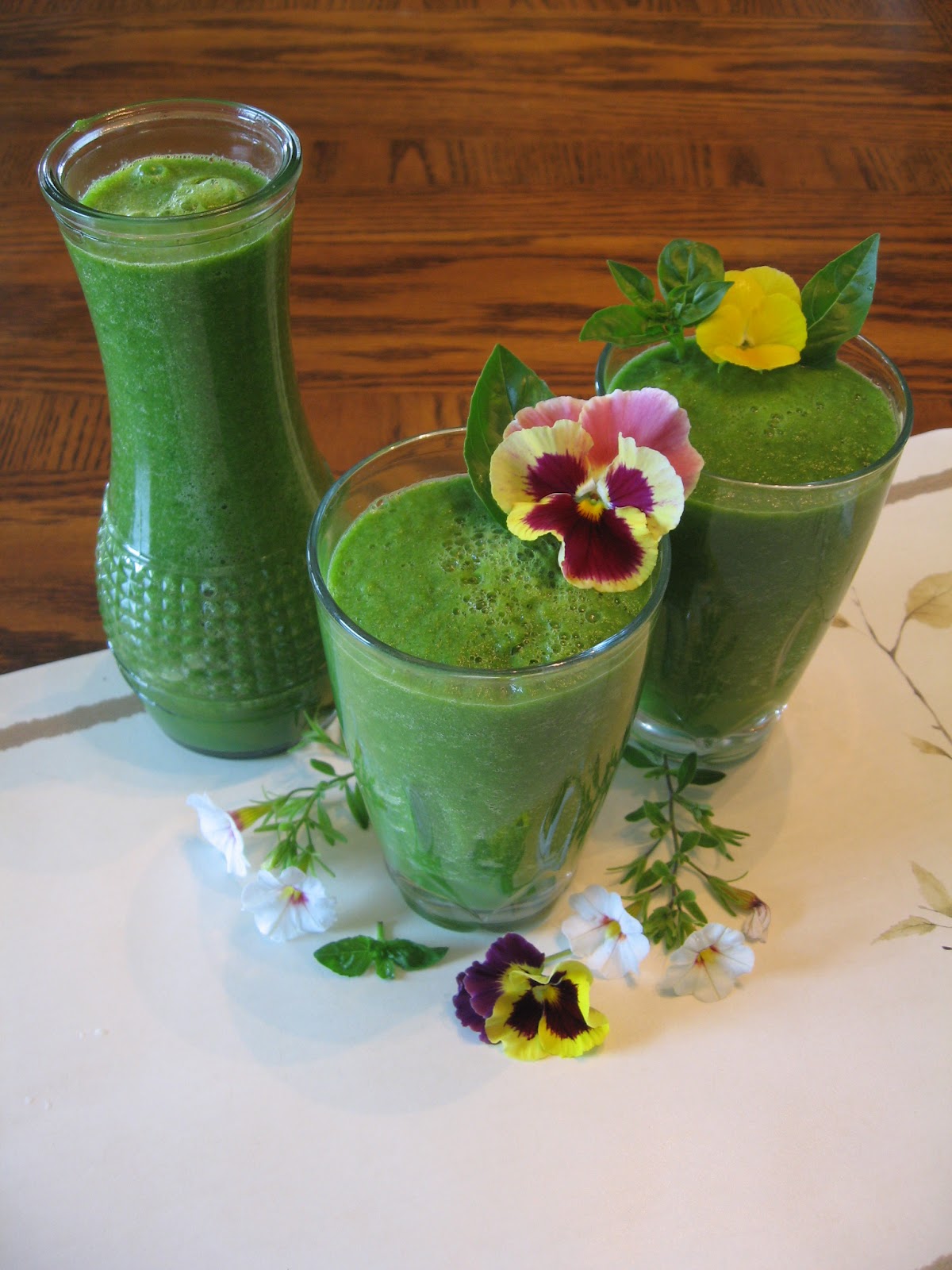 Systemic Candida Green Smoothies Galore!