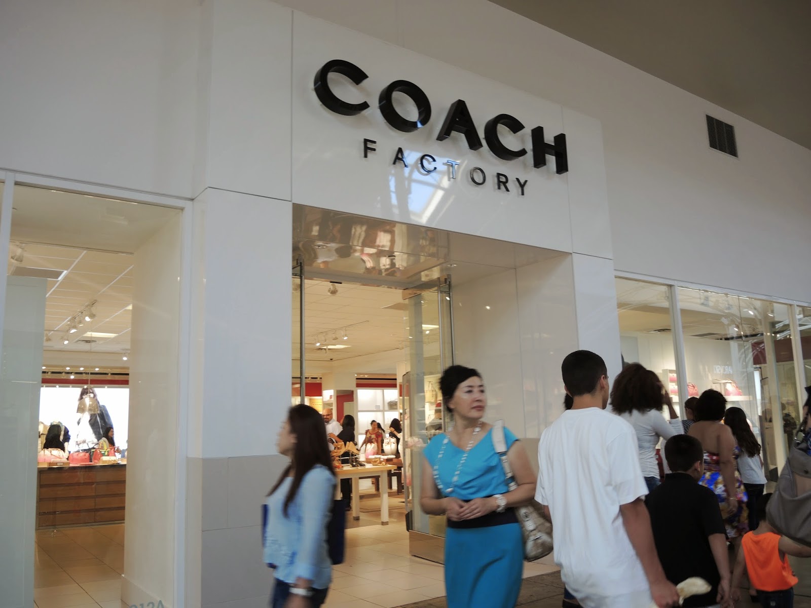 Ontario Mills Outlet Center