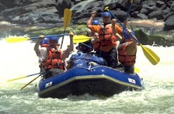 rafting en el río Deva