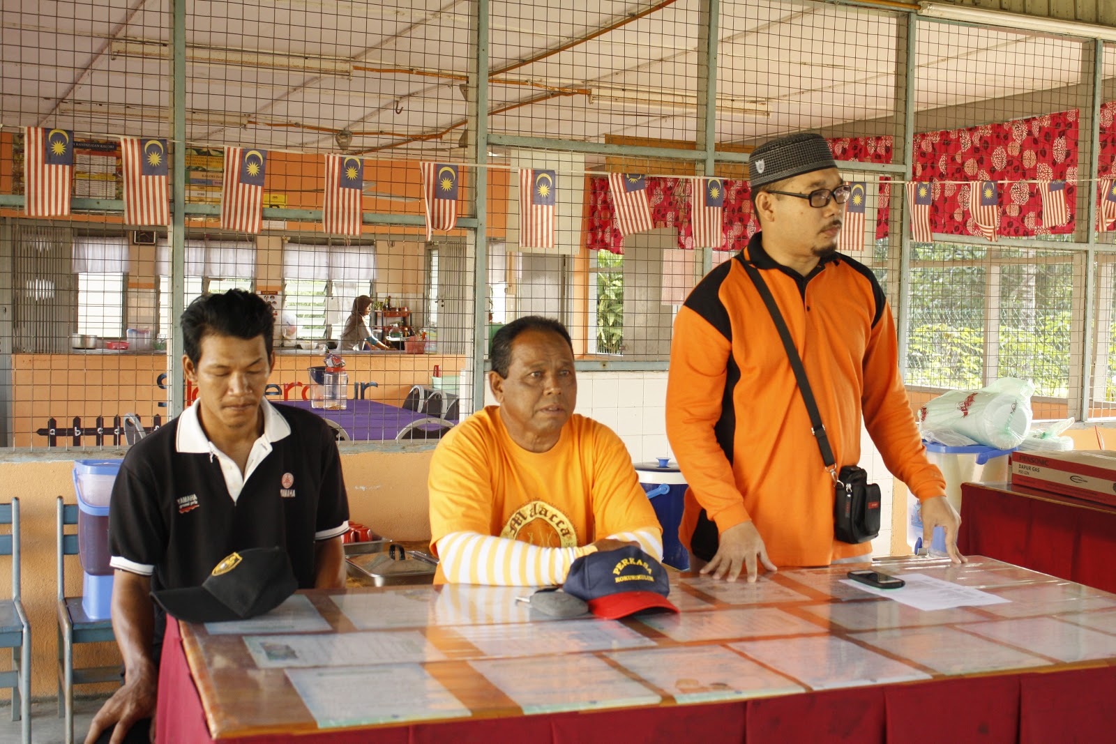 Jabatan Pengajian Am: gambar program aktiviti pelajar di Kampung Kelawar