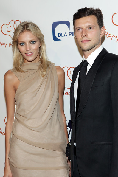Anja Rubik Engaged