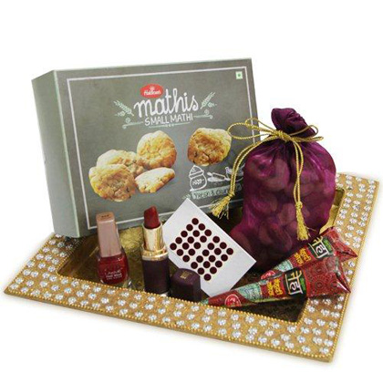 karva chauth gift hampers