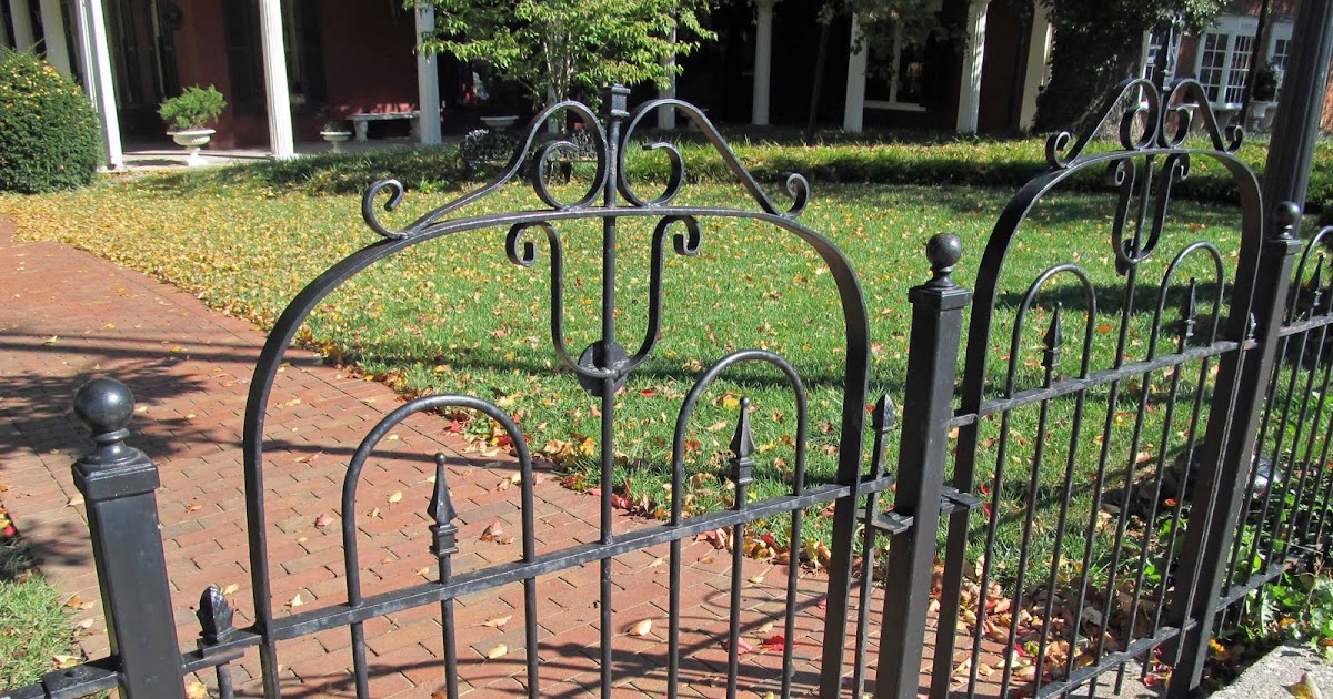 Summit Musings Friday Fences Science Hill Inn